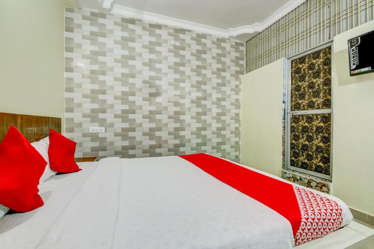 Oyo Hotel Badri Inn & Yatri Niwas Jabalpur Luaran gambar